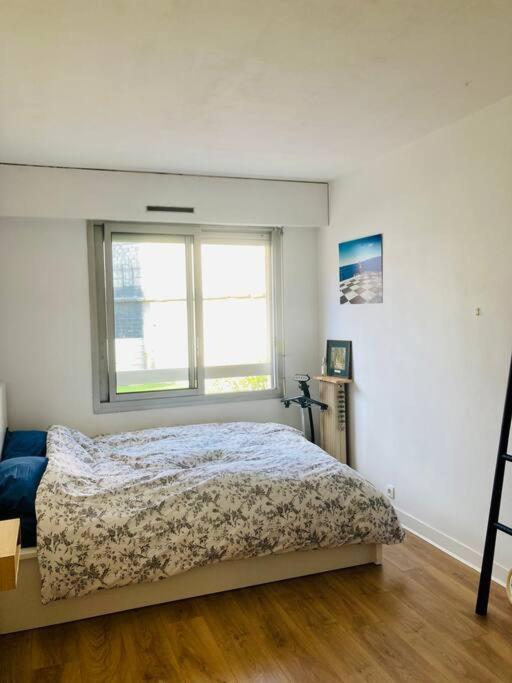 Paris : Appartement Familial Avec Parking Prive Clichy Exterior foto